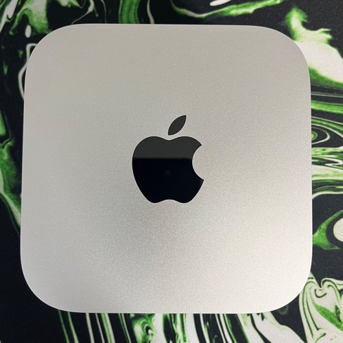 Mint condition apple mac - [mint, condition]